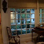 Le Relais Médicis Hotel 4*