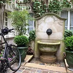 Le Relais Médicis Parigi