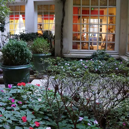 Le Relais Medicis Paris