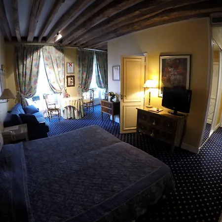 Hotel Le Relais Medicis 4*