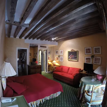 Le Relais Medicis Paris