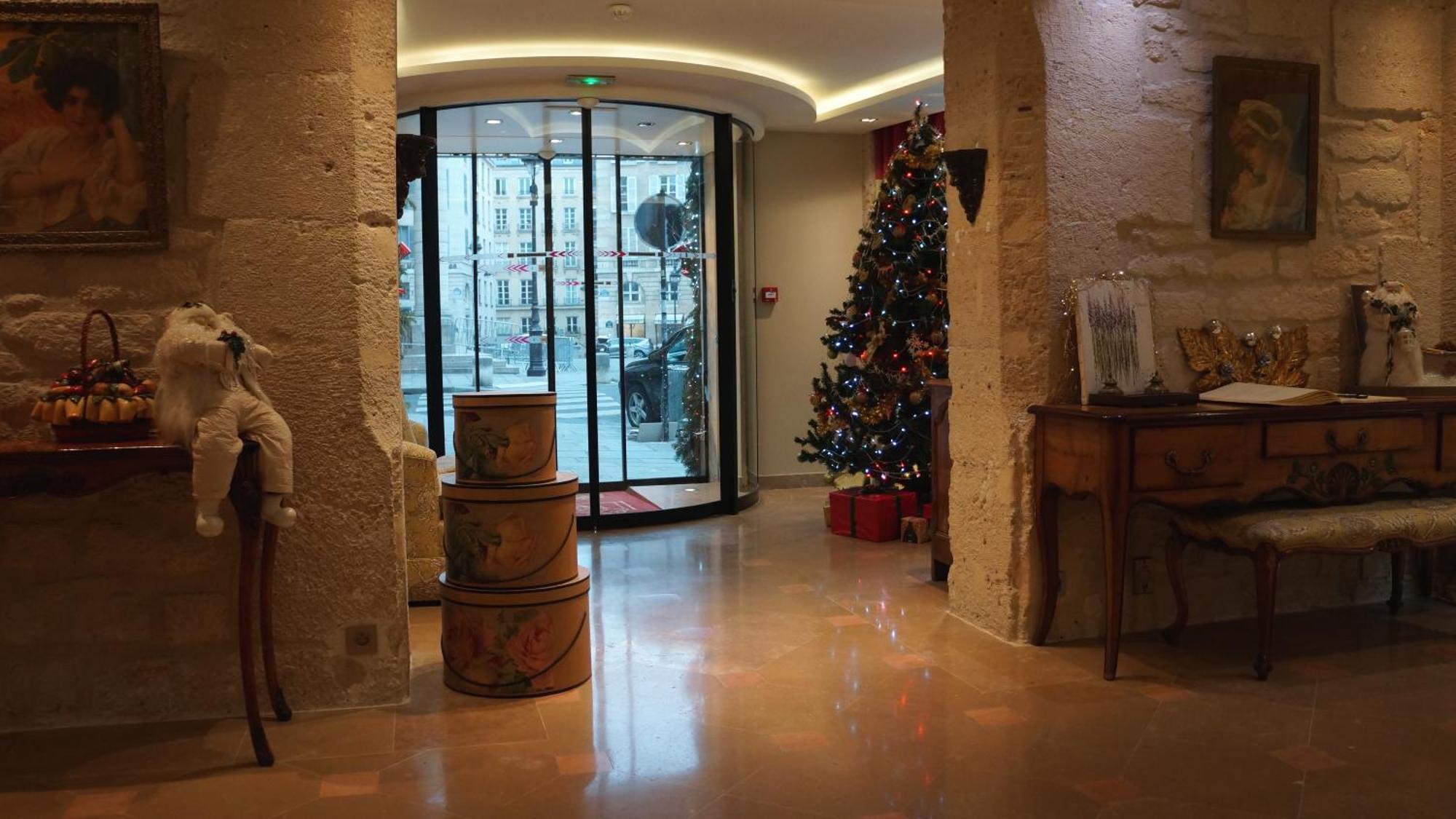 Hotel Le Relais Médicis 4*