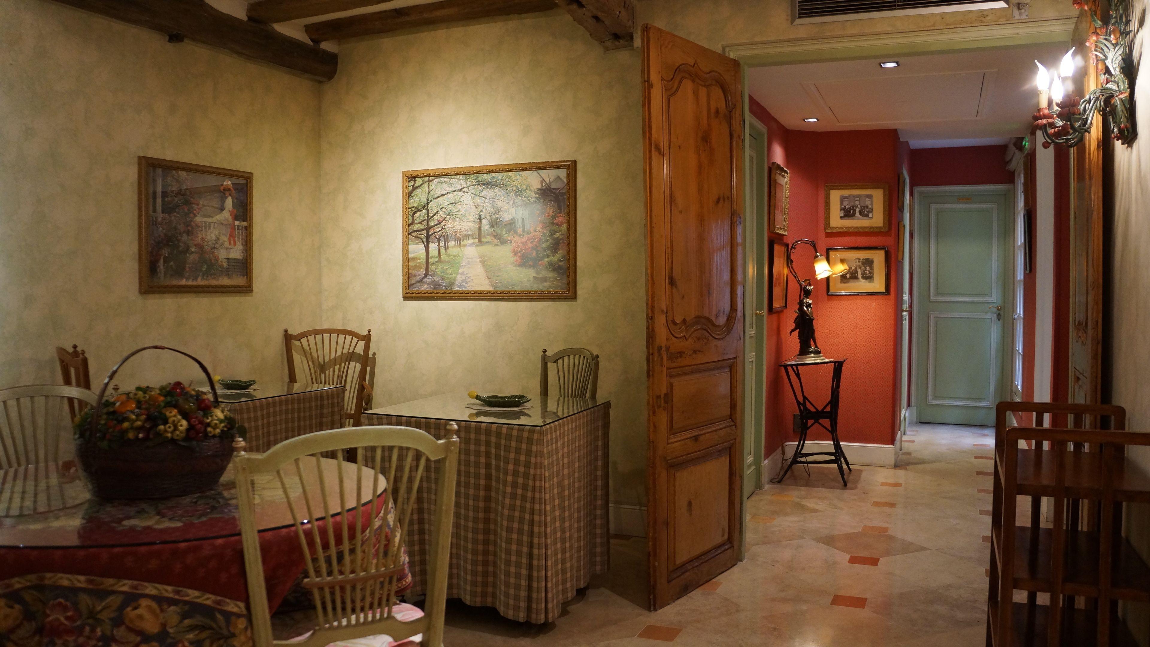 Hotel Le Relais Medicis Paris