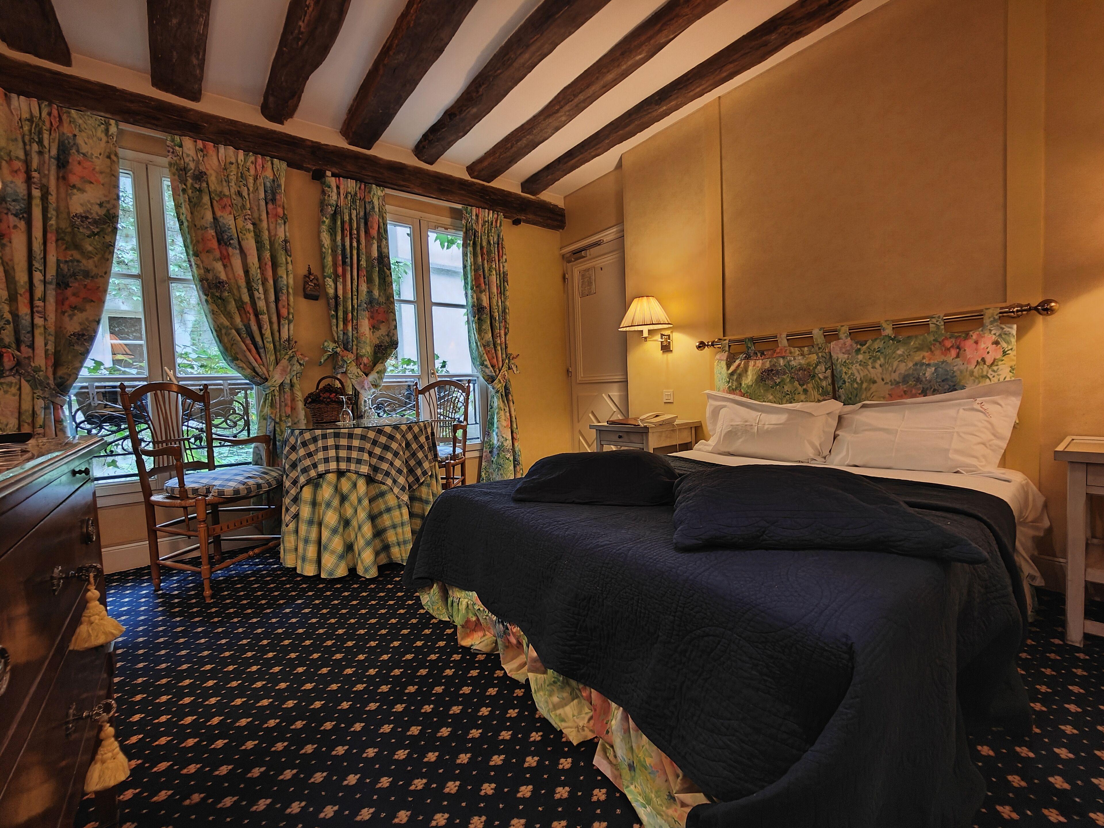 Hotel Le Relais Médicis Parigi